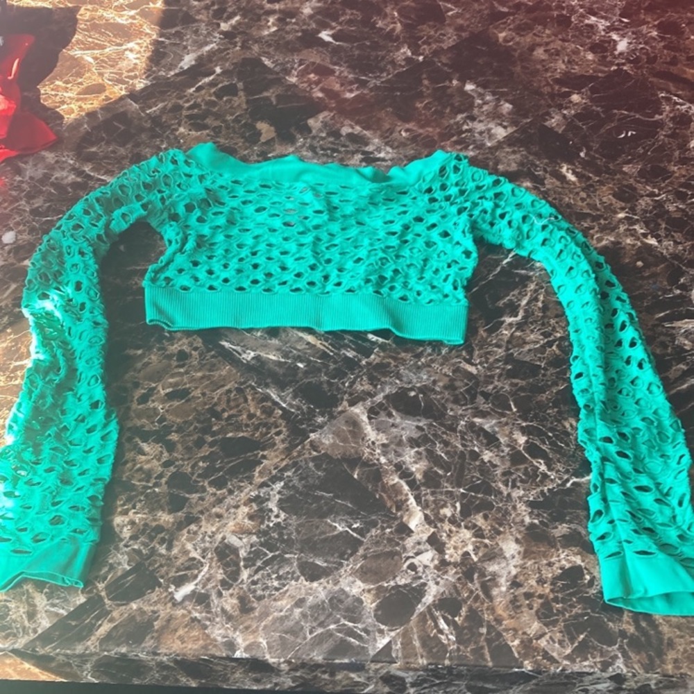 Green crop top